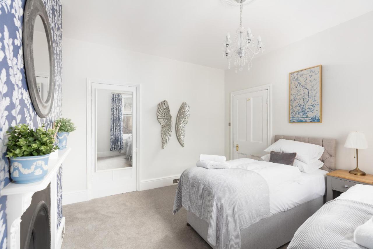 5 Bedroom Magnificent Georgian Townhouse- City Centre Μπαθ Εξωτερικό φωτογραφία
