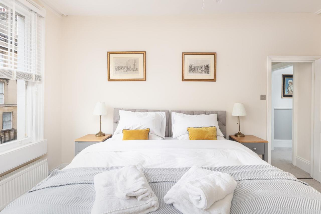 5 Bedroom Magnificent Georgian Townhouse- City Centre Μπαθ Εξωτερικό φωτογραφία