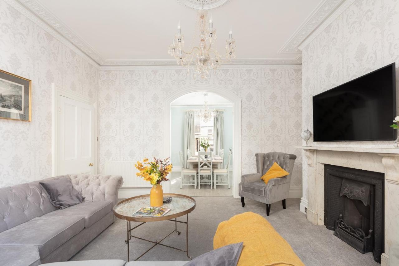 5 Bedroom Magnificent Georgian Townhouse- City Centre Μπαθ Εξωτερικό φωτογραφία